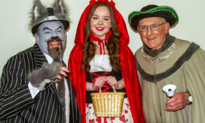 0221843_3_Generations_in_panto.jpg