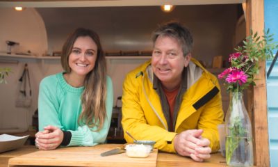 0235998_pic_1_-__JOHN_TORODE_FILMING_AT_CÁIS_FOOD_TRUCK_IN_DICK_MACK’S_YARD.jpg