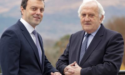 0250569_Son_Mark_Bowe_with_Father_Danny_Bowe.jpg