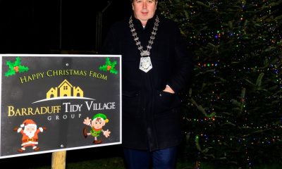 0269193_0246489CllrNiallKelliherwhoswitchedontheChristmaslightsinBarradufflastFridayPhotoSeamusHealy.jpg