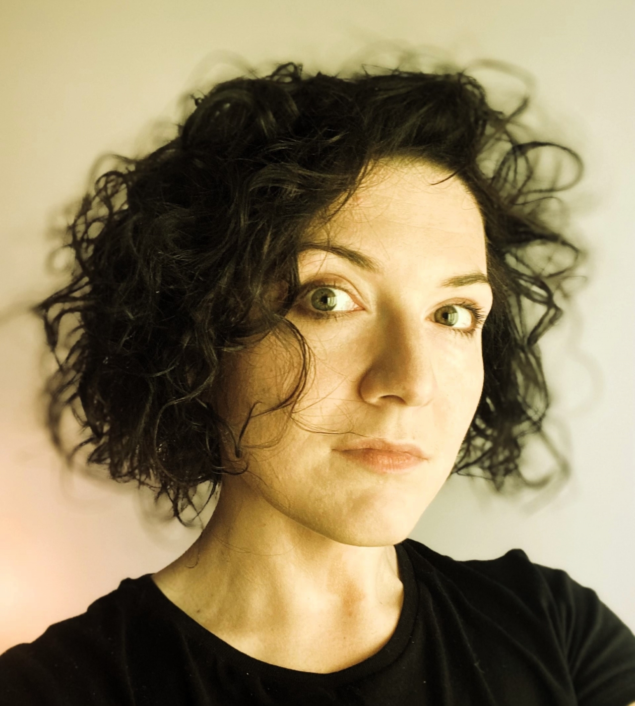 0282339_Méabh_de_Brún_High_Spirits_-_Radio_Drama9.jpg