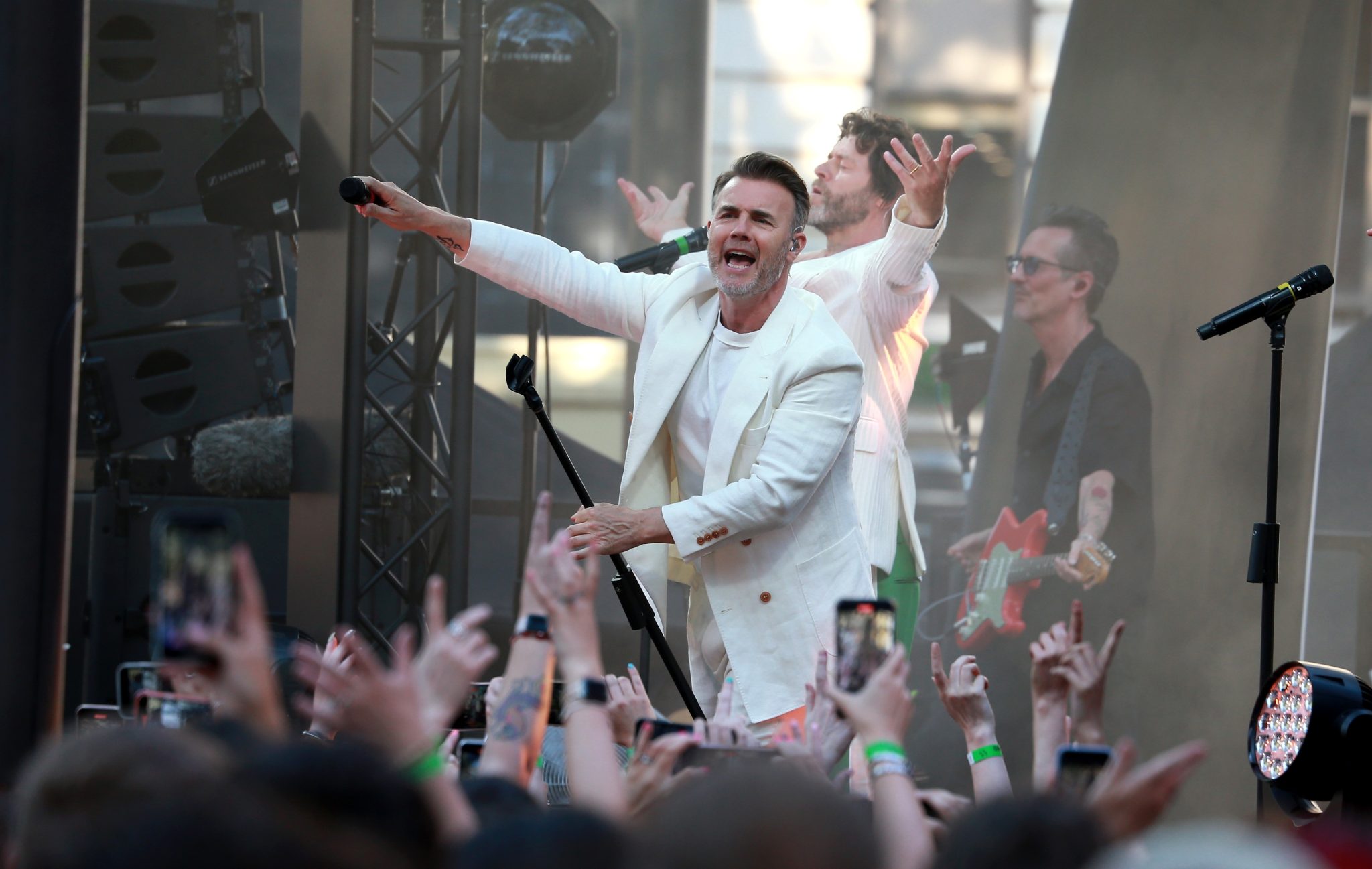 Take That’s Gary Barlow announces tour with Killarney stop Killarney Advertiser
