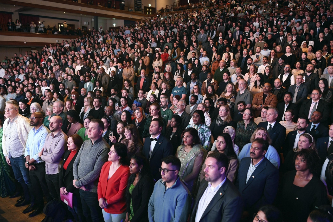 Gleneagle Hotel is set to host six Irish Citizenship Ceremonies on Monday, December 1, and Tuesday, December 2, welcoming over 12,000 people to the town. Due to the significant number of attendees expected over the two days, An Garda Síochána has implemented a traffic management plans for the area surrounding the venue. A free shuttle